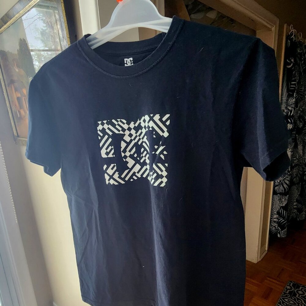 Vintage Y2K DC Shoe Co Usa Shirt Skateboard Made In USA Sz S